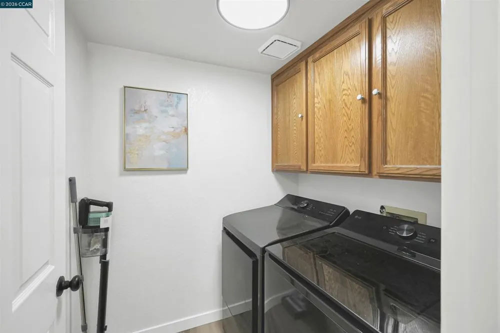 418 Dohrmann Ln Pinole, CA 94564