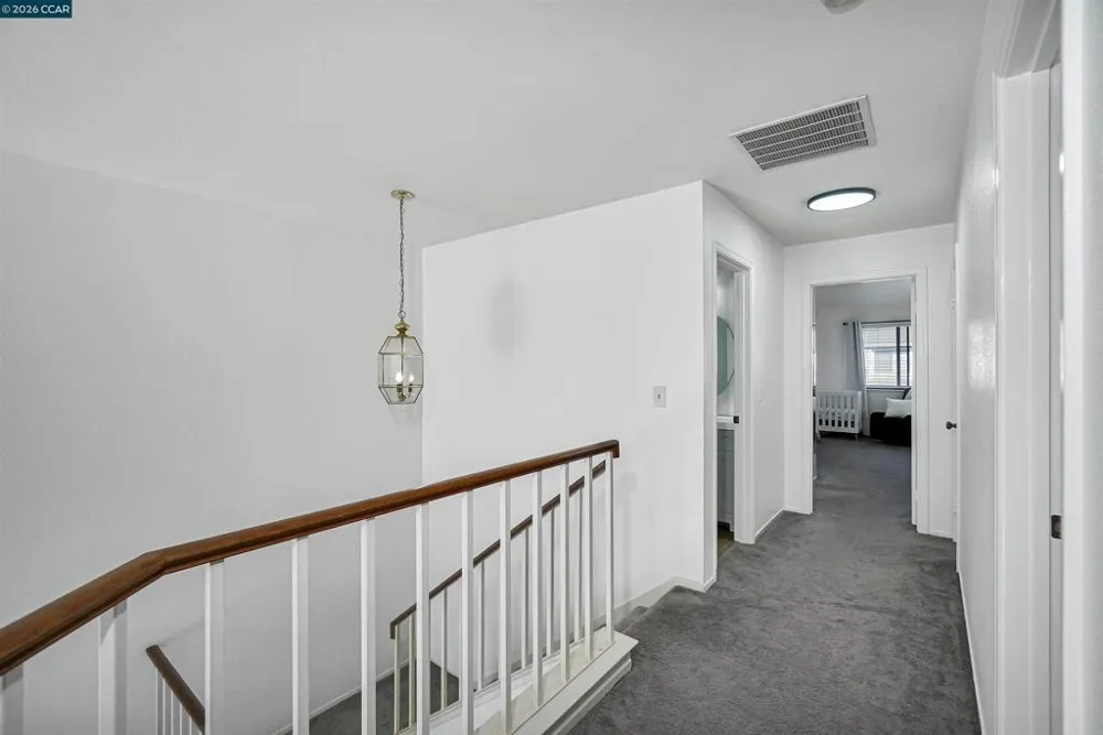 418 Dohrmann Ln Pinole, CA 94564