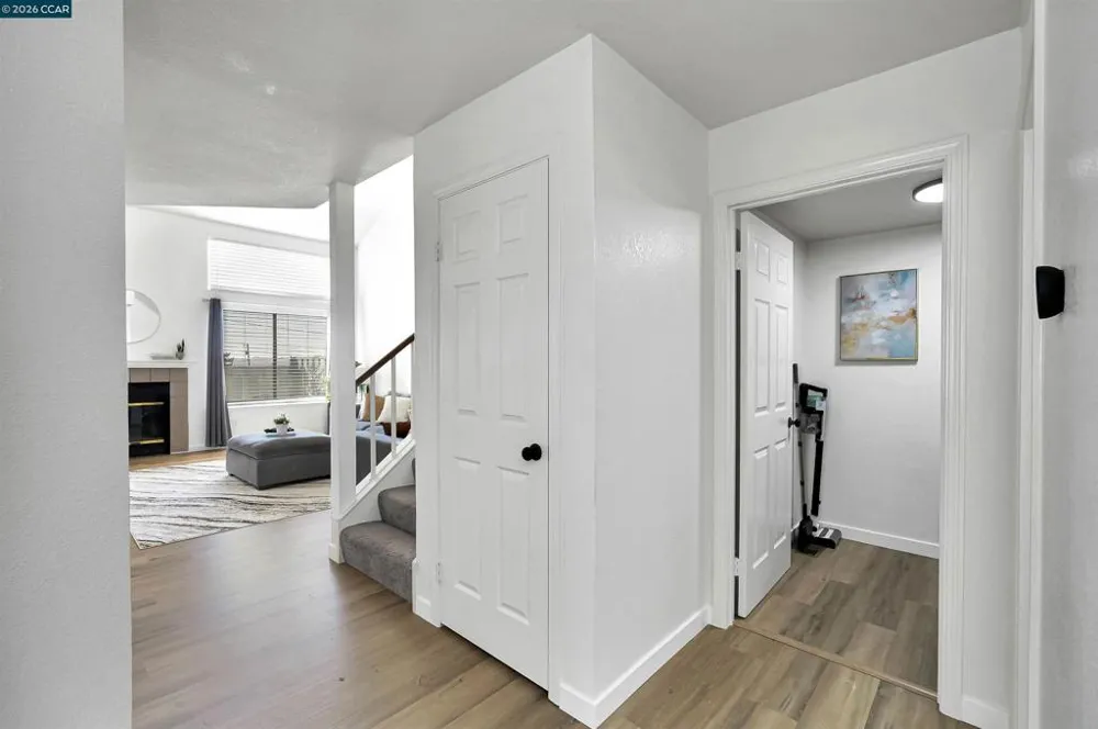 418 Dohrmann Ln Pinole, CA 94564
