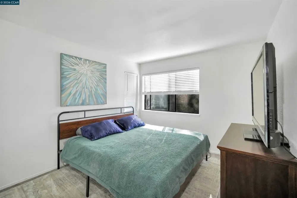 418 Dohrmann Ln Pinole, CA 94564