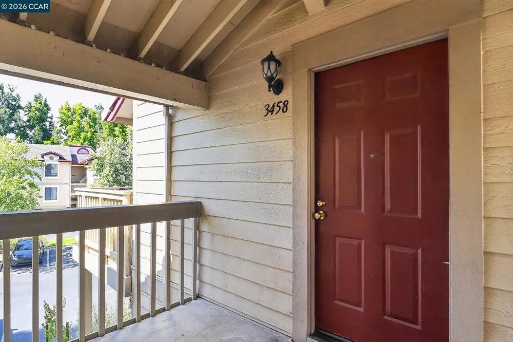 3458 Smoketree Commons Dr Pleasanton, CA 94566