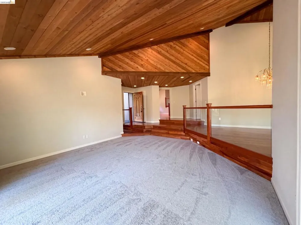 815 Wild Oak Dr Santa Rosa, CA 95409