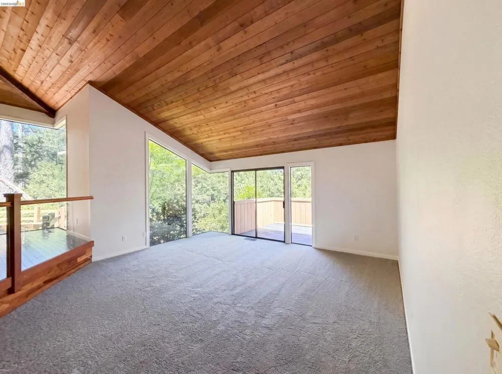 815 Wild Oak Dr Santa Rosa, CA 95409