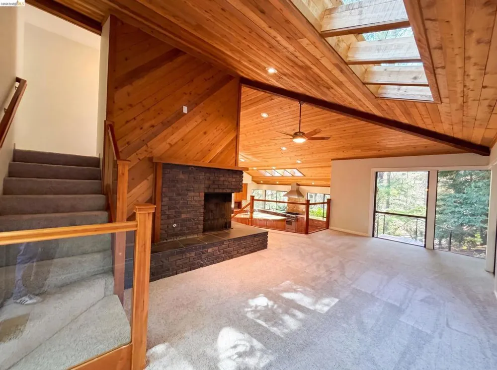 815 Wild Oak Dr Santa Rosa, CA 95409