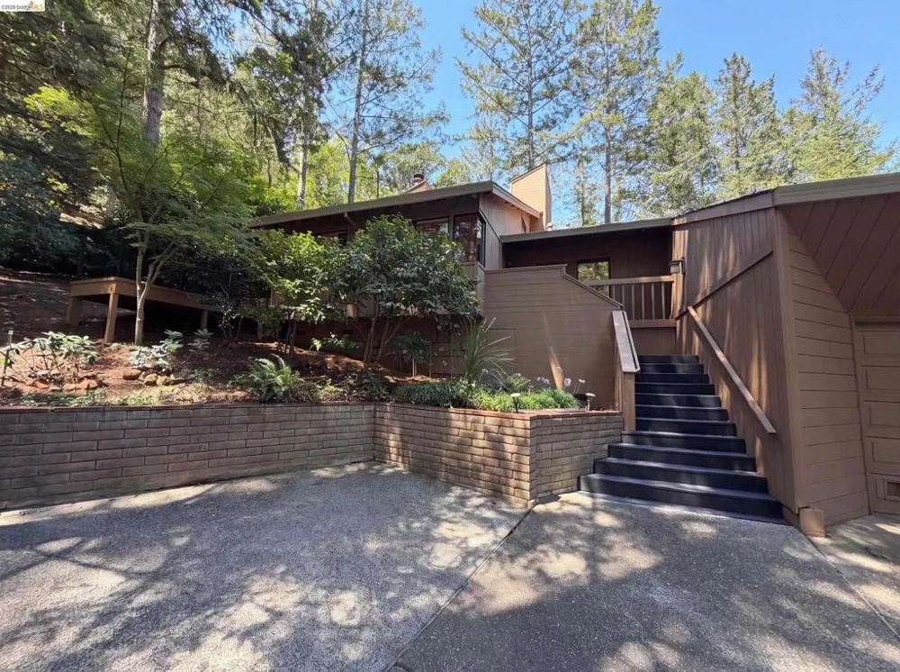 815 Wild Oak Dr Santa Rosa, CA 95409