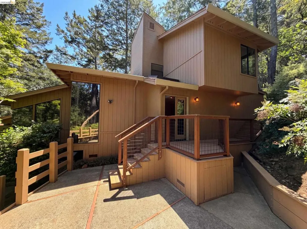 815 Wild Oak Dr Santa Rosa, CA 95409