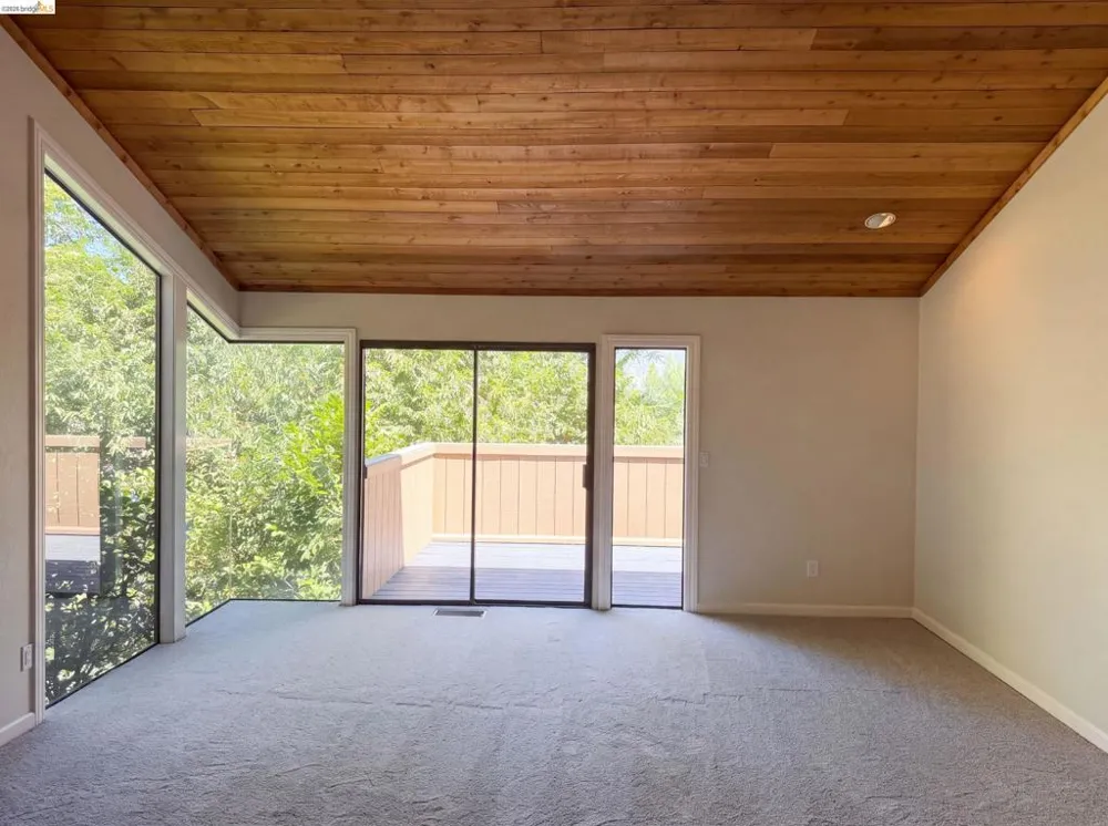 815 Wild Oak Dr Santa Rosa, CA 95409