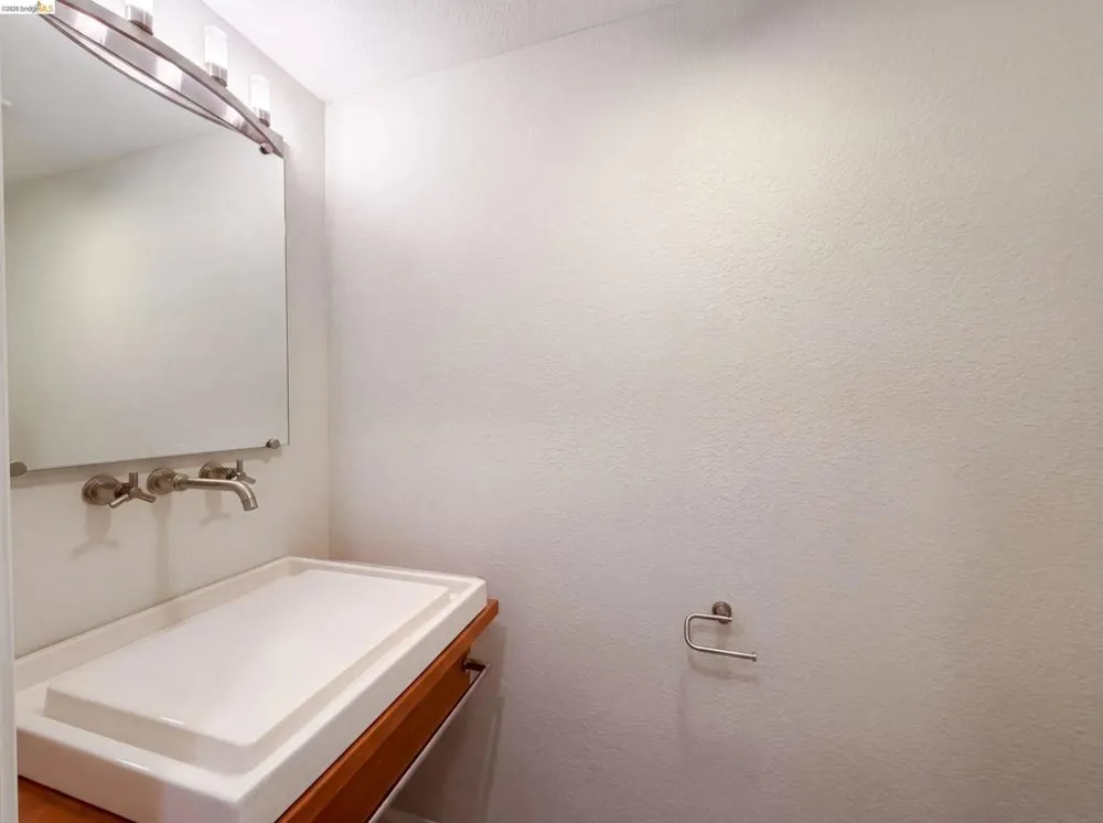 815 Wild Oak Dr Santa Rosa, CA 95409