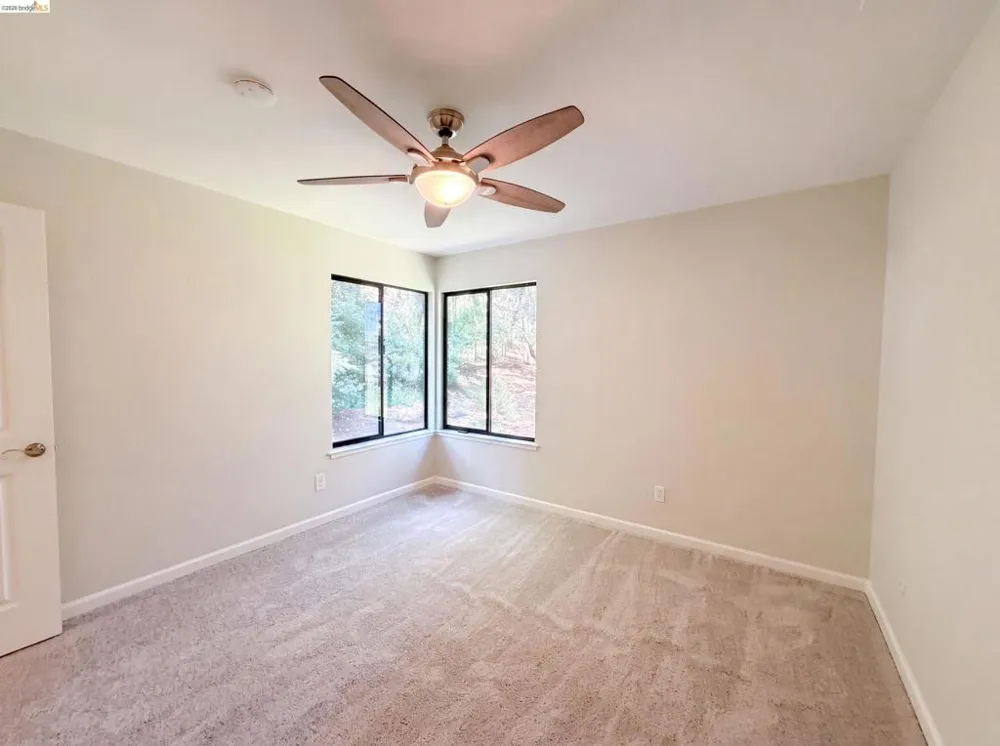 815 Wild Oak Dr Santa Rosa, CA 95409