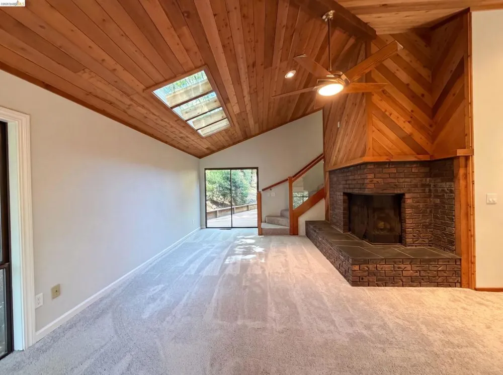 815 Wild Oak Dr Santa Rosa, CA 95409