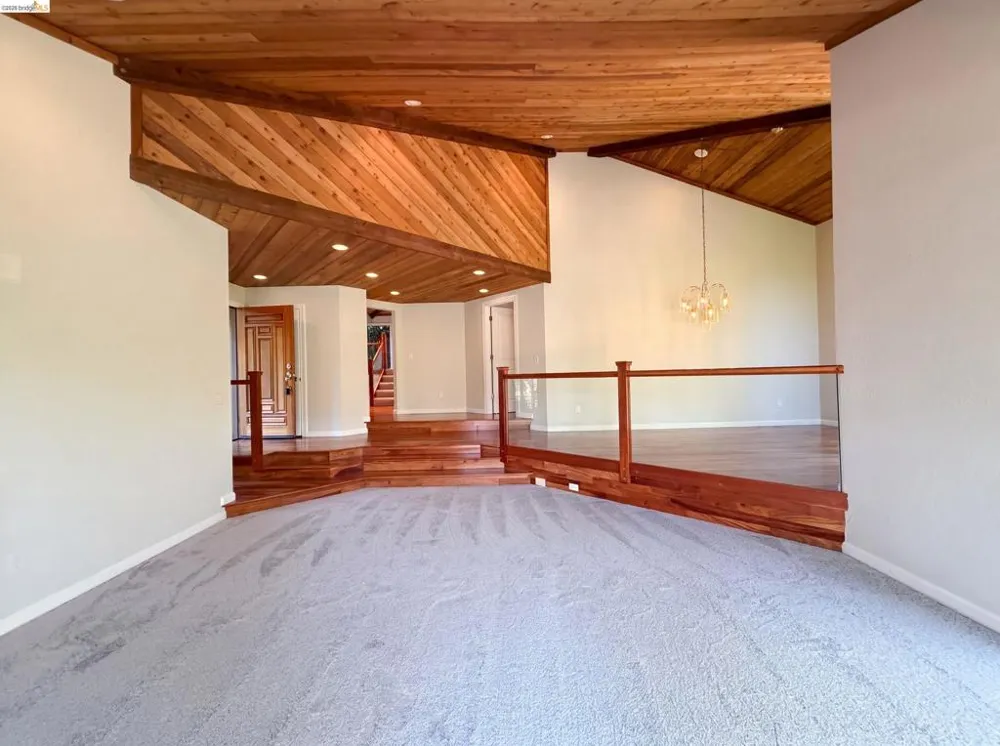 815 Wild Oak Dr Santa Rosa, CA 95409