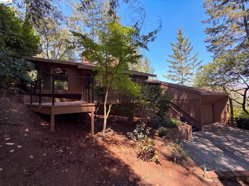 815 Wild Oak Dr Santa Rosa, CA 95409