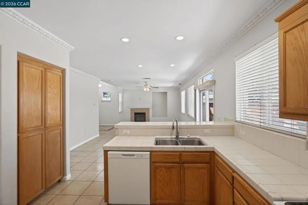 149 Maidenhair St Pittsburg, CA 94565