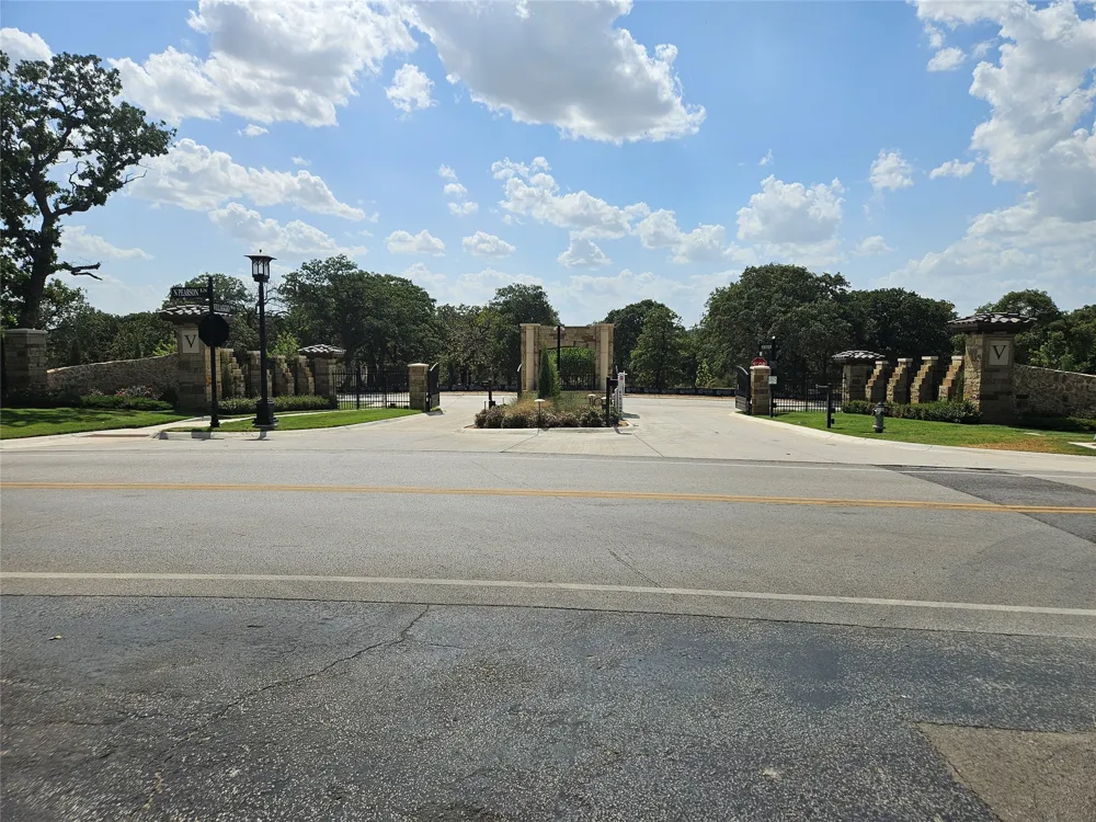1912 Serendipity Court Westlake, TX 76262