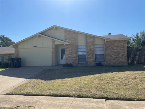 7533 Parkwood Lane