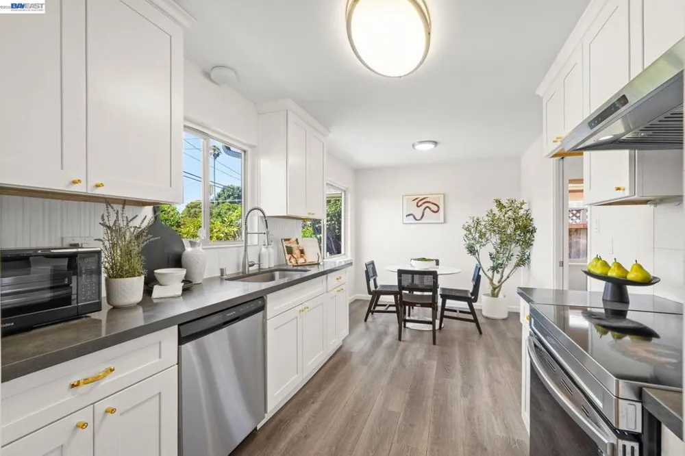 5984 Fair Ave Newark, CA 94560