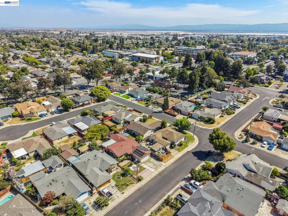 5984 Fair Ave Newark, CA 94560