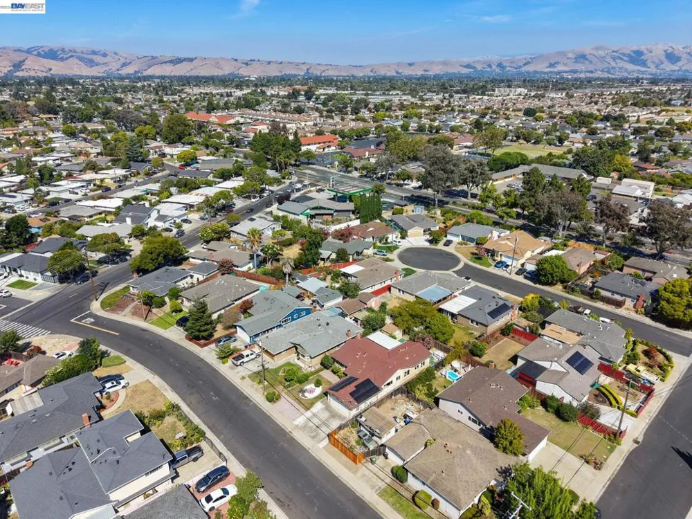 5984 Fair Ave Newark, CA 94560