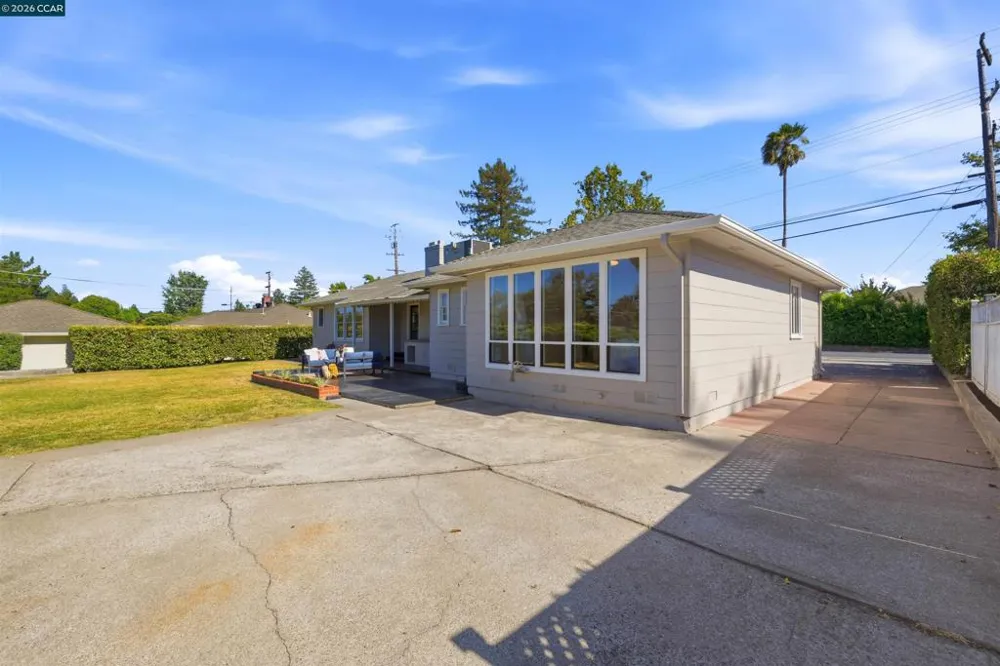 469 Boyd Rd Pleasant Hill, CA 94523