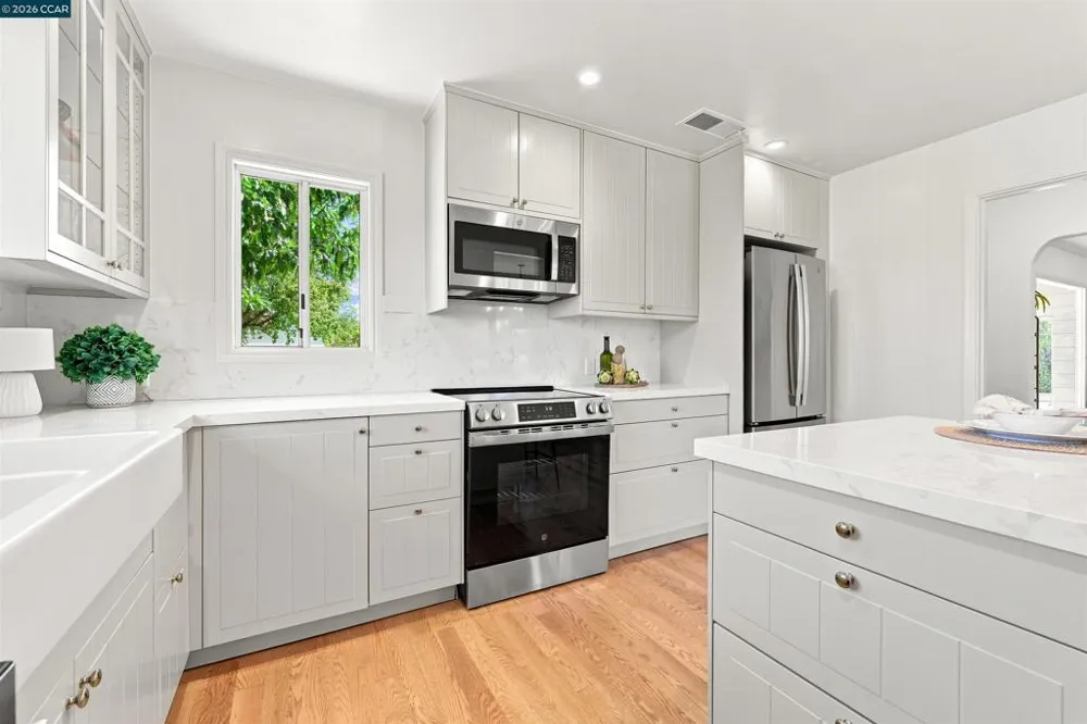 469 Boyd Rd Pleasant Hill, CA 94523