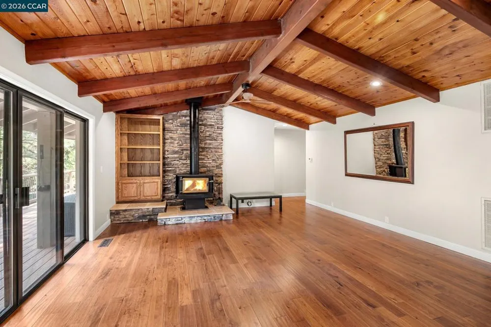 4710 Colorado Ct Camino, CA 95709
