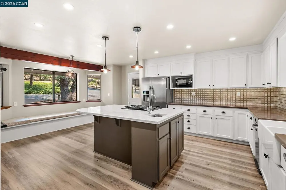 4710 Colorado Ct Camino, CA 95709