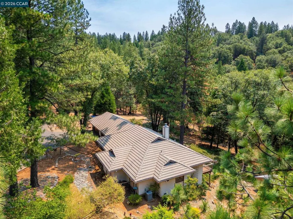 4710 Colorado Ct Camino, CA 95709