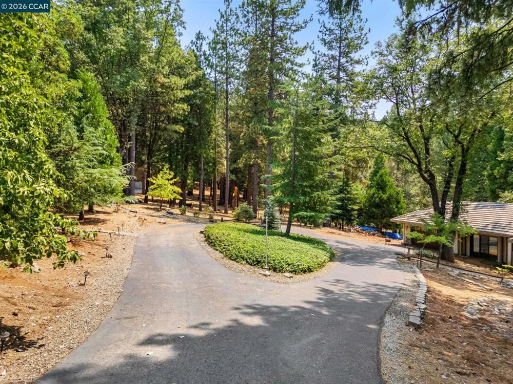 4710 Colorado Ct Camino, CA 95709