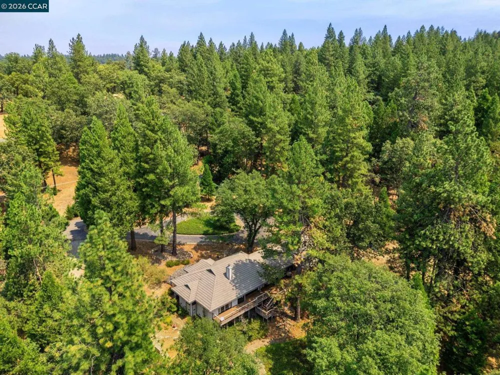 4710 Colorado Ct Camino, CA 95709