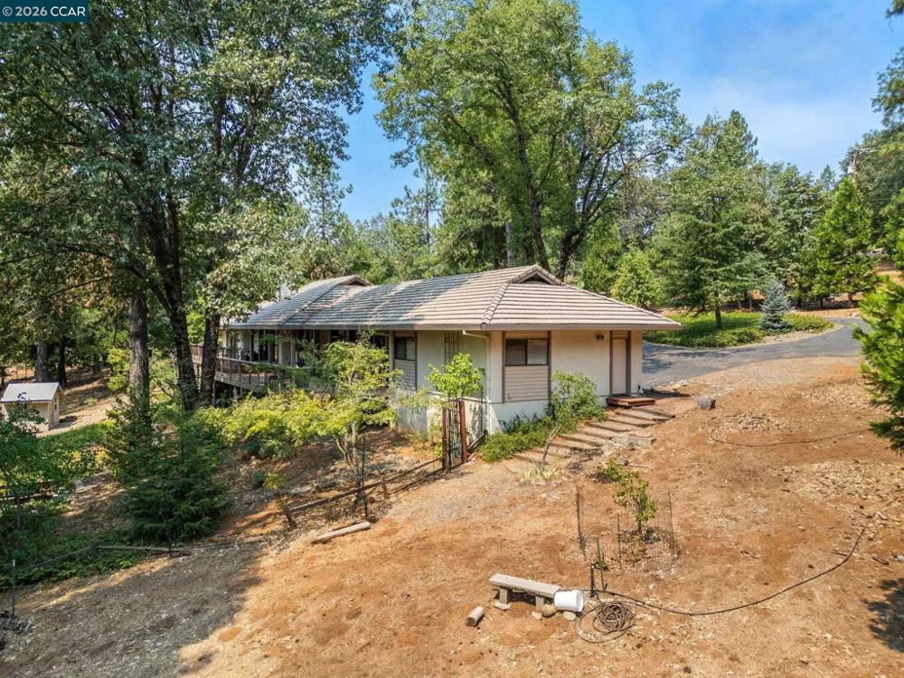 4710 Colorado Ct Camino, CA 95709