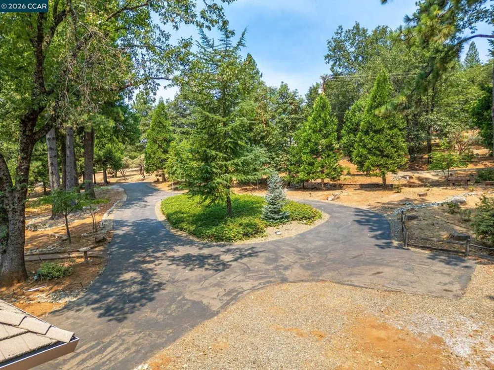 4710 Colorado Ct Camino, CA 95709