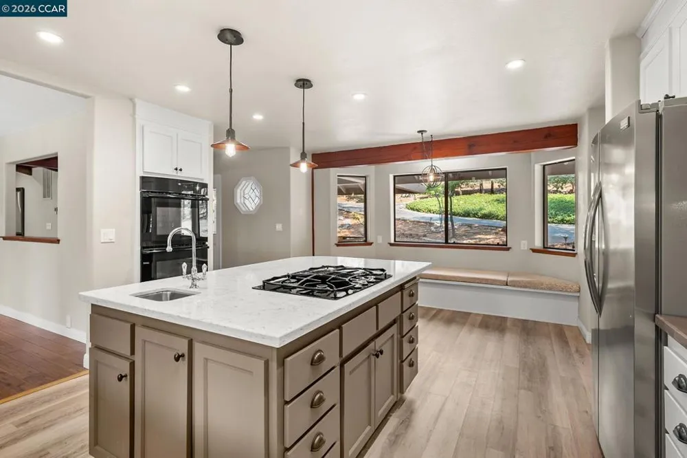 4710 Colorado Ct Camino, CA 95709