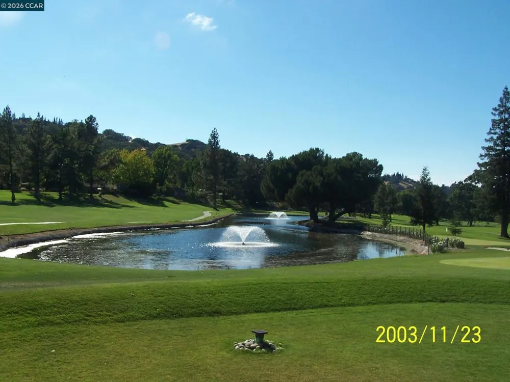 1224 Skycrest Dr #3 Walnut Creek, CA 94595