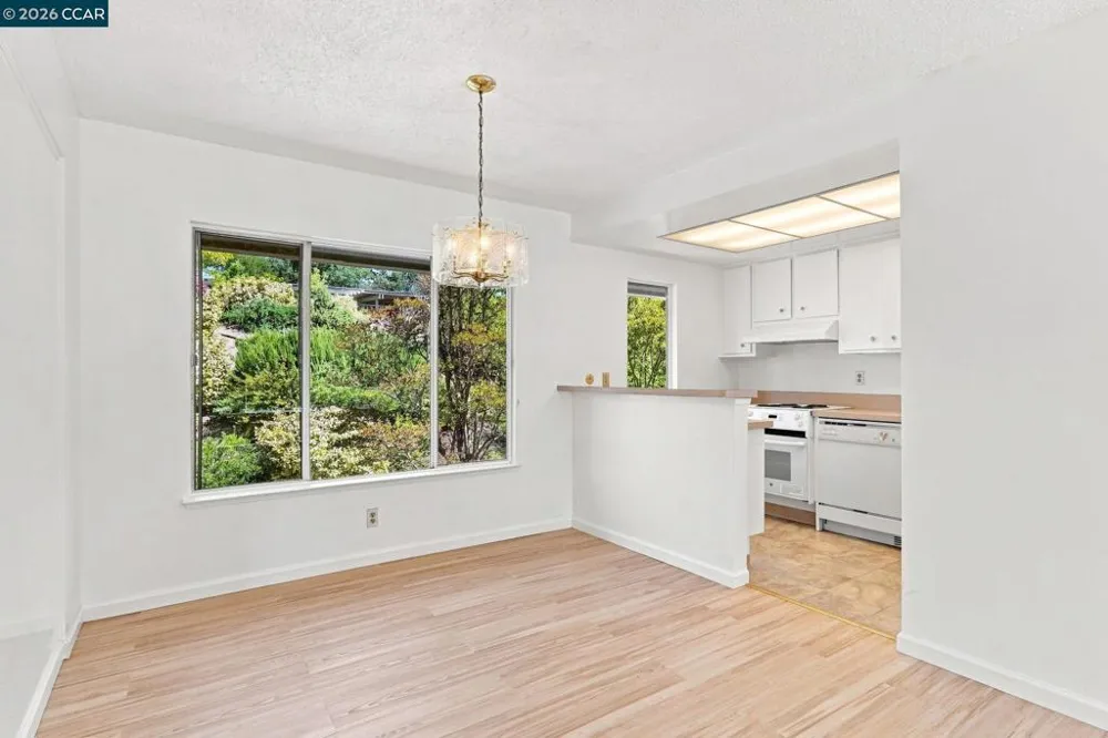 1224 Skycrest Dr #3 Walnut Creek, CA 94595