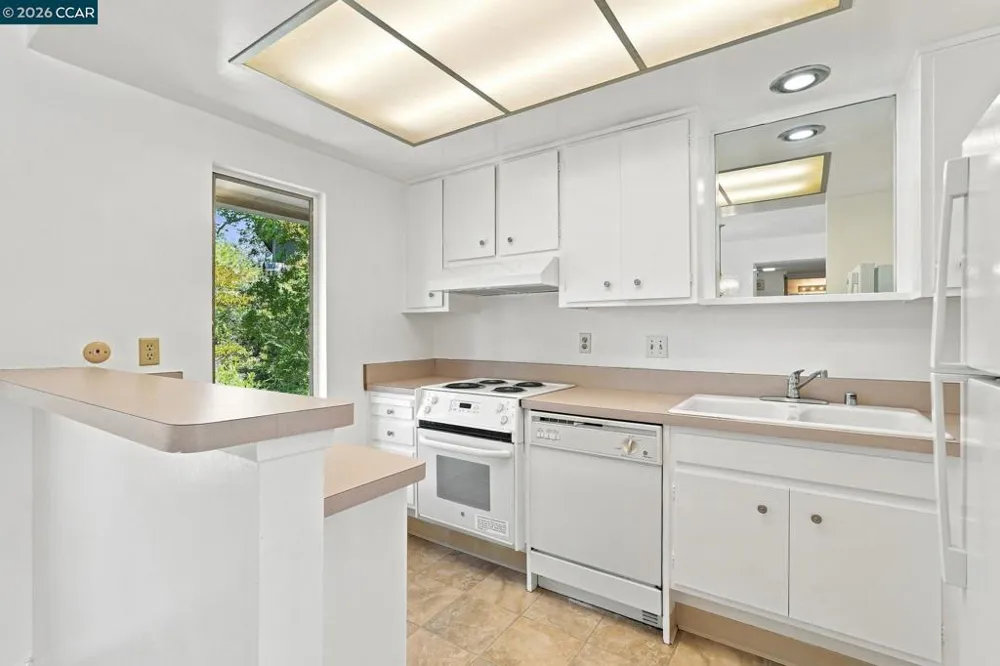 1224 Skycrest Dr #3 Walnut Creek, CA 94595