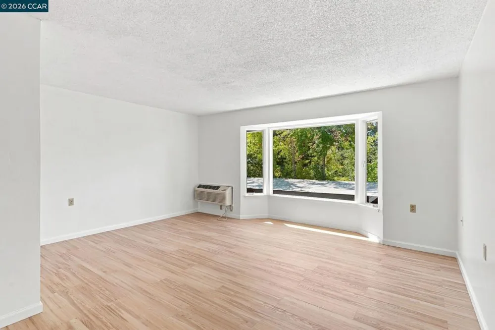 1224 Skycrest Dr #3 Walnut Creek, CA 94595