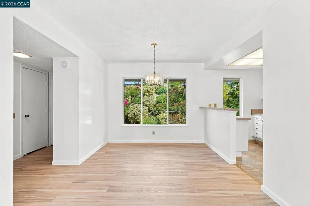 1224 Skycrest Dr #3 Walnut Creek, CA 94595