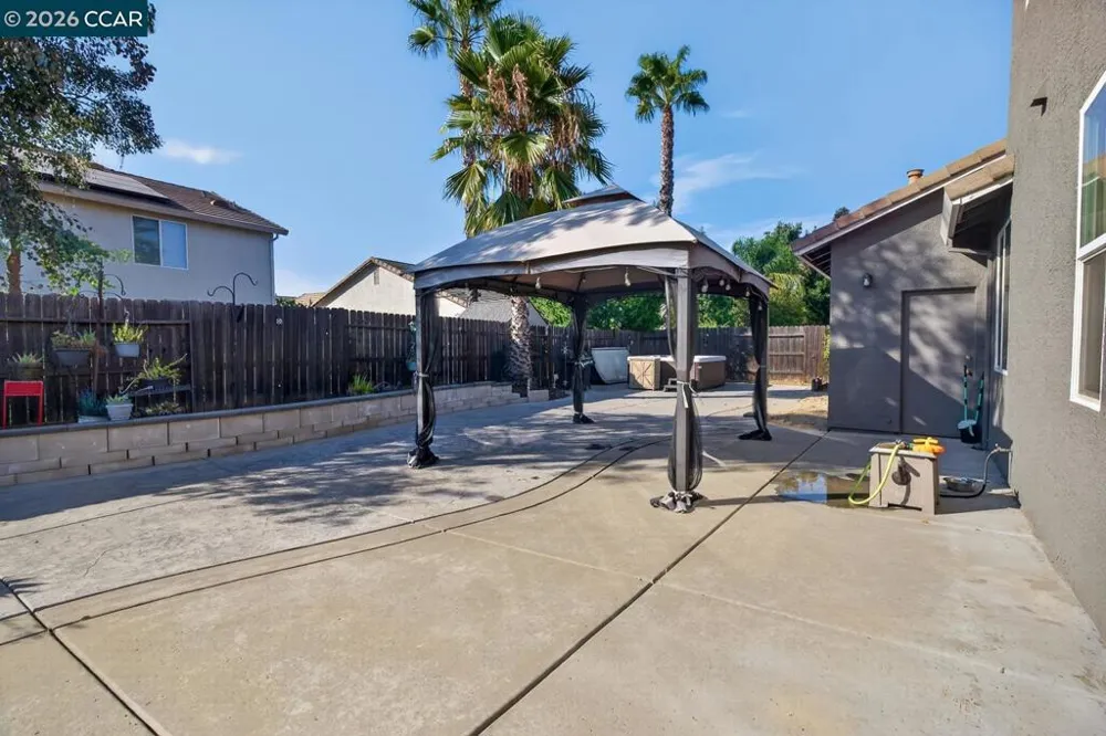 1672 Allenwood Cir Lincoln, CA 95648