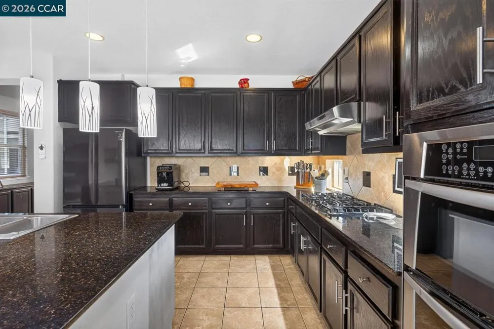 1672 Allenwood Cir Lincoln, CA 95648