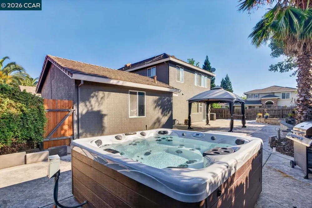 1672 Allenwood Cir Lincoln, CA 95648