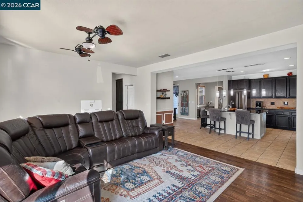 1672 Allenwood Cir Lincoln, CA 95648