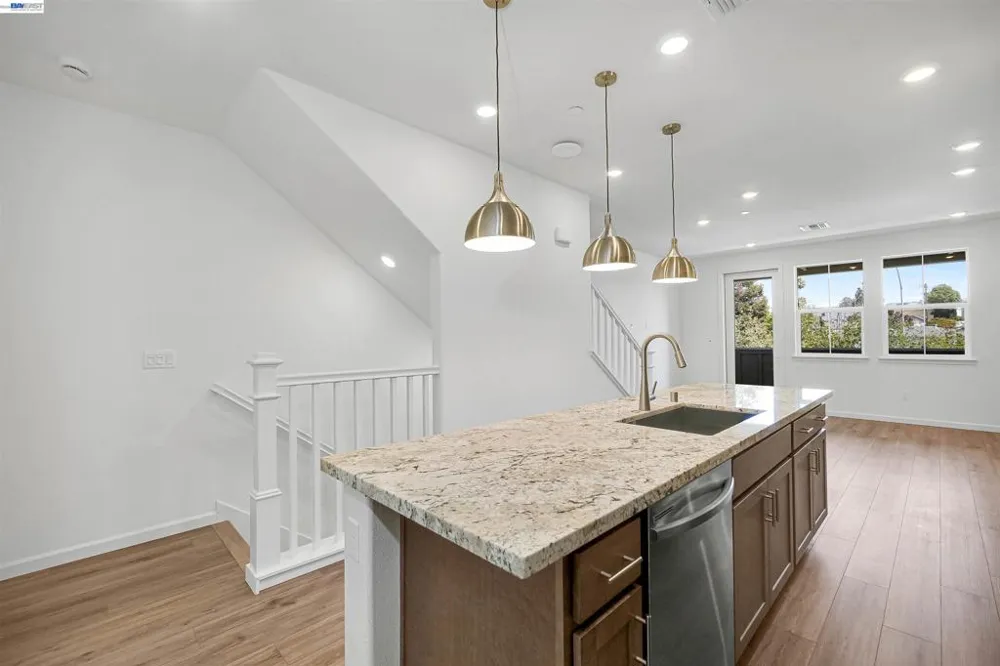 3832 Norbridge Ave Castro Valley, CA 94546
