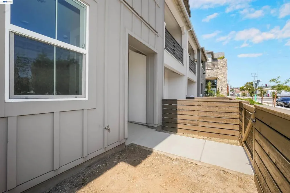3832 Norbridge Ave Castro Valley, CA 94546