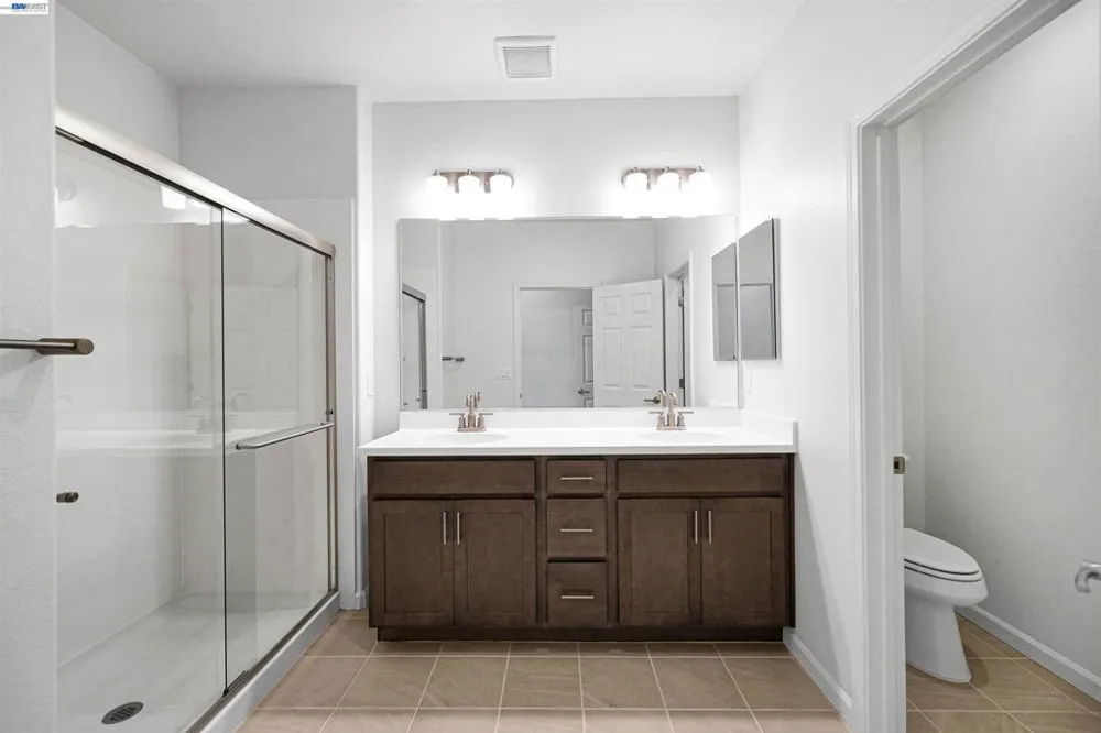 3832 Norbridge Ave Castro Valley, CA 94546