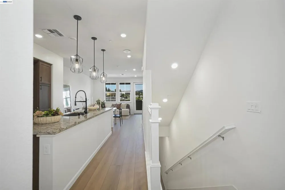 3824 Norbridge Ave Castro Valley, CA 94546