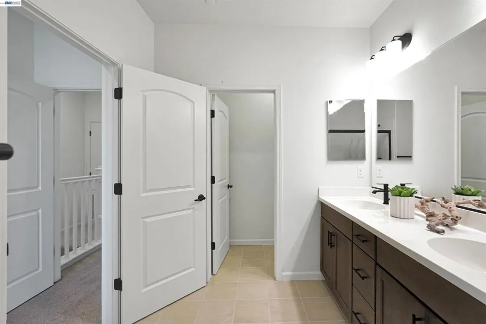 3824 Norbridge Ave Castro Valley, CA 94546