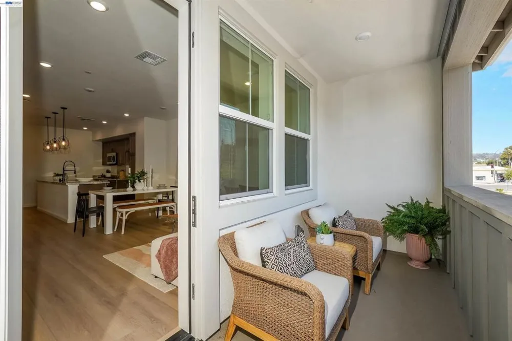 3824 Norbridge Ave Castro Valley, CA 94546