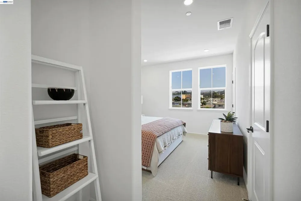 3824 Norbridge Ave Castro Valley, CA 94546