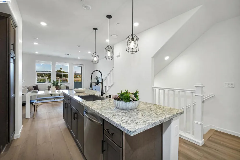 3824 Norbridge Ave Castro Valley, CA 94546