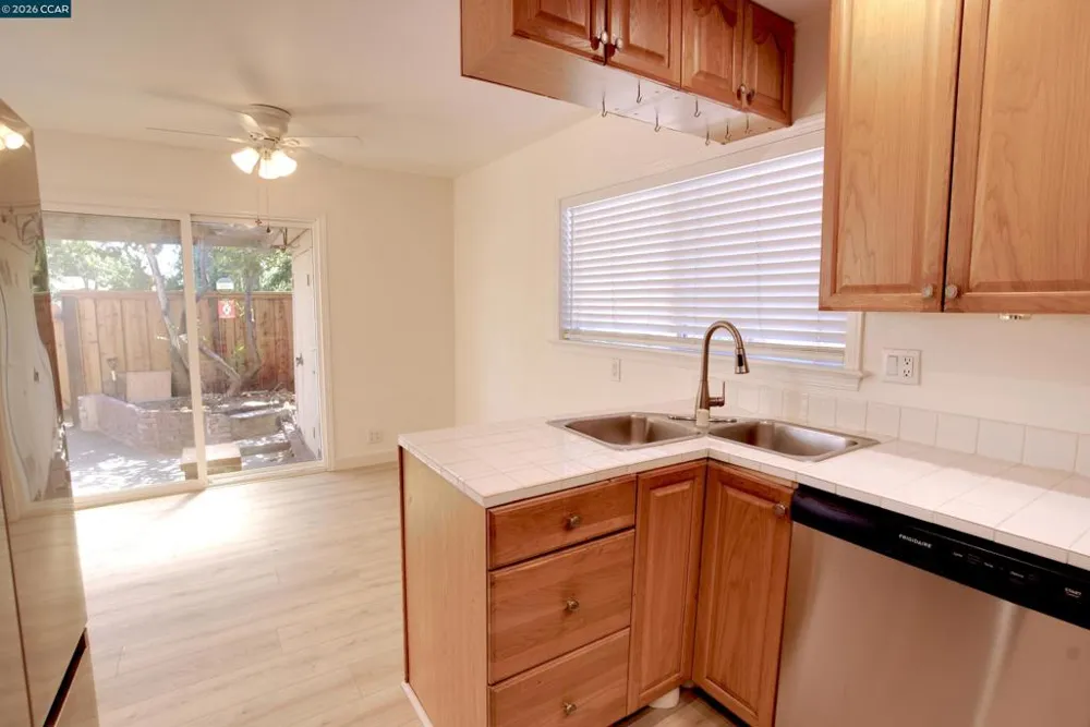 1891 Landana Dr #C Concord, CA 94519